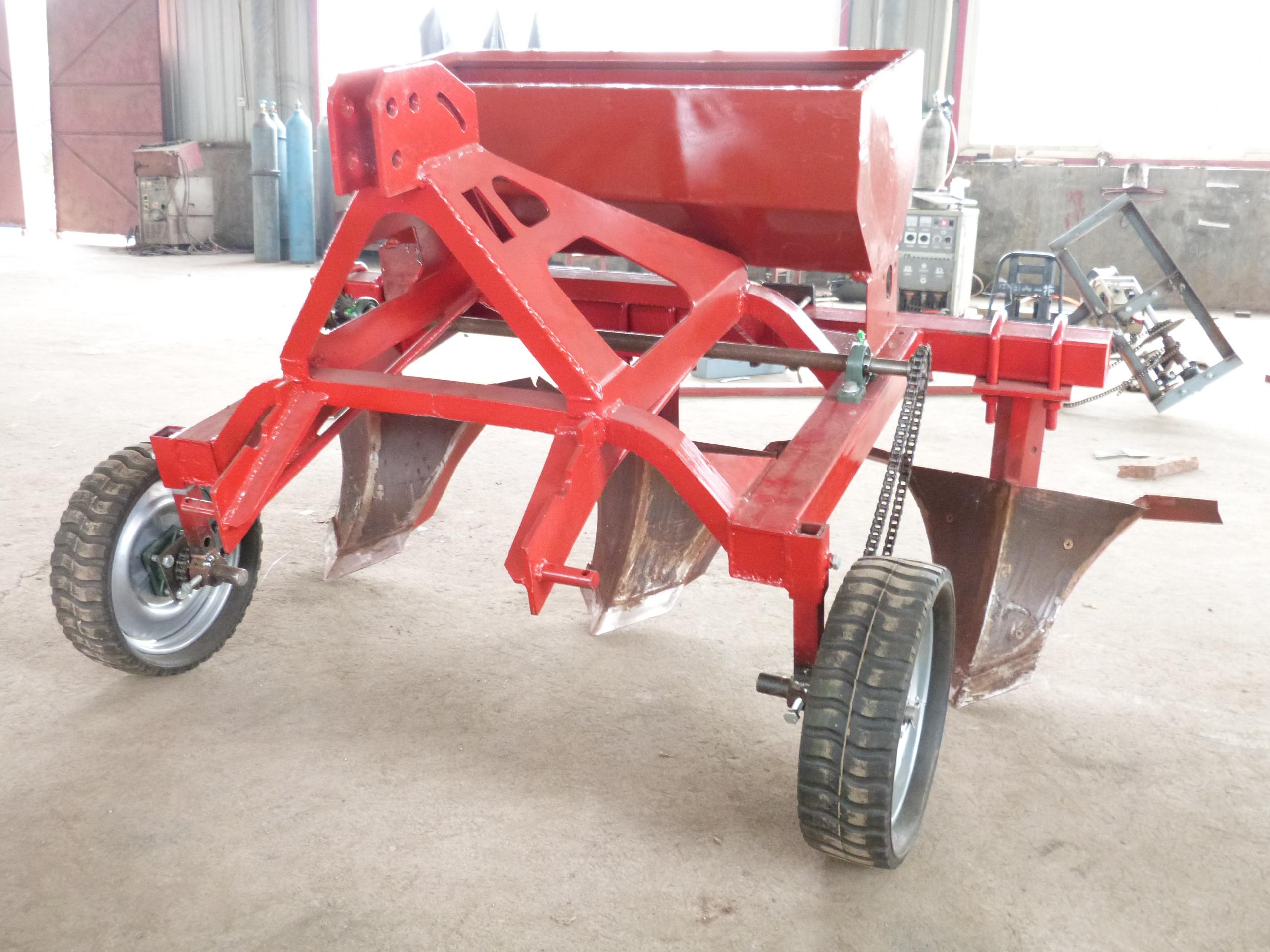 紅薯起壟機(jī)